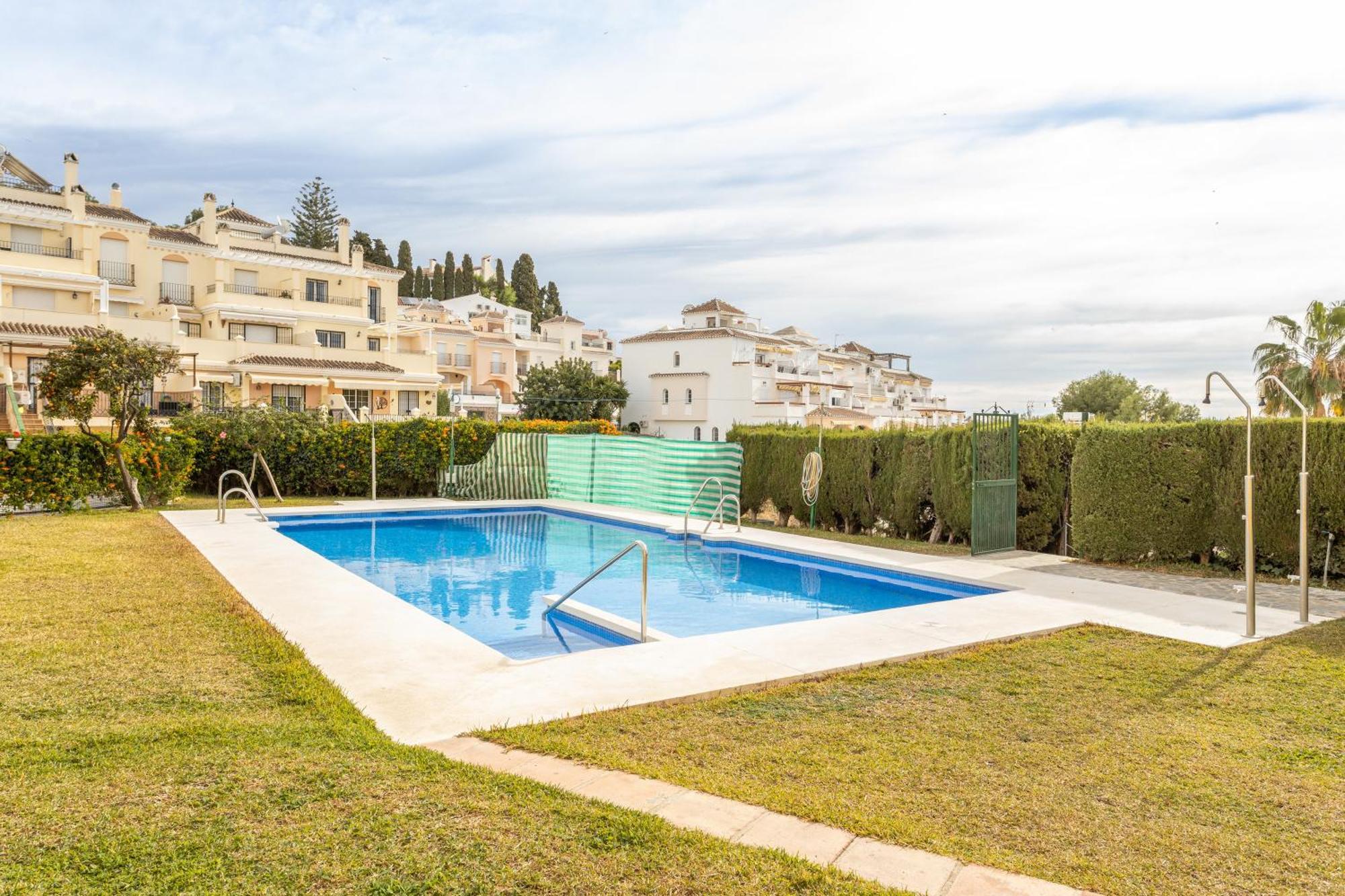Bright And Spacious 2 Bed Apt Nerja Exterior photo