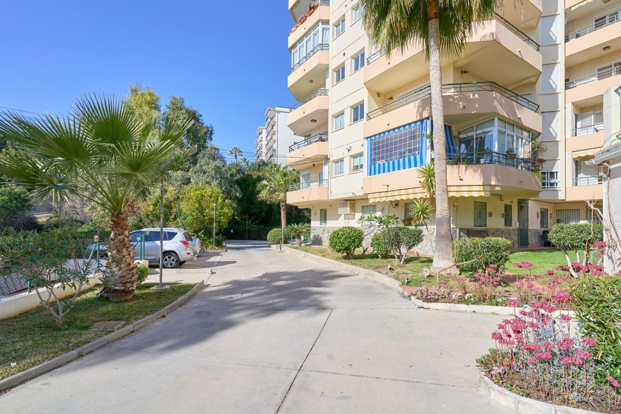 Bright And Spacious 2 Bed Apt Nerja Exterior photo