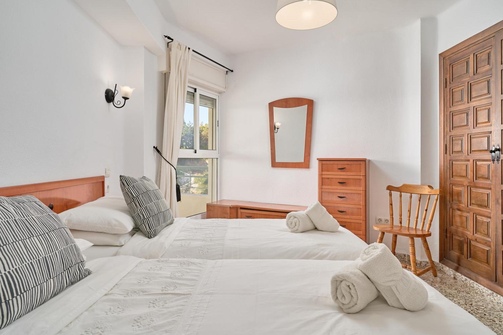 Bright And Spacious 2 Bed Apt Nerja Exterior photo